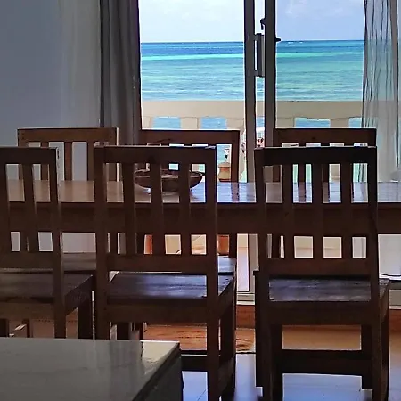 Villa Mina Beachhouse-3